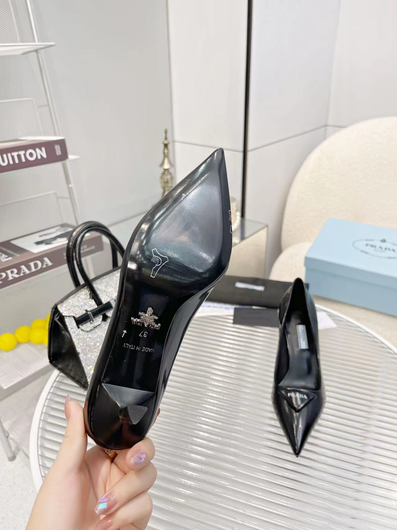 Women's high heels
